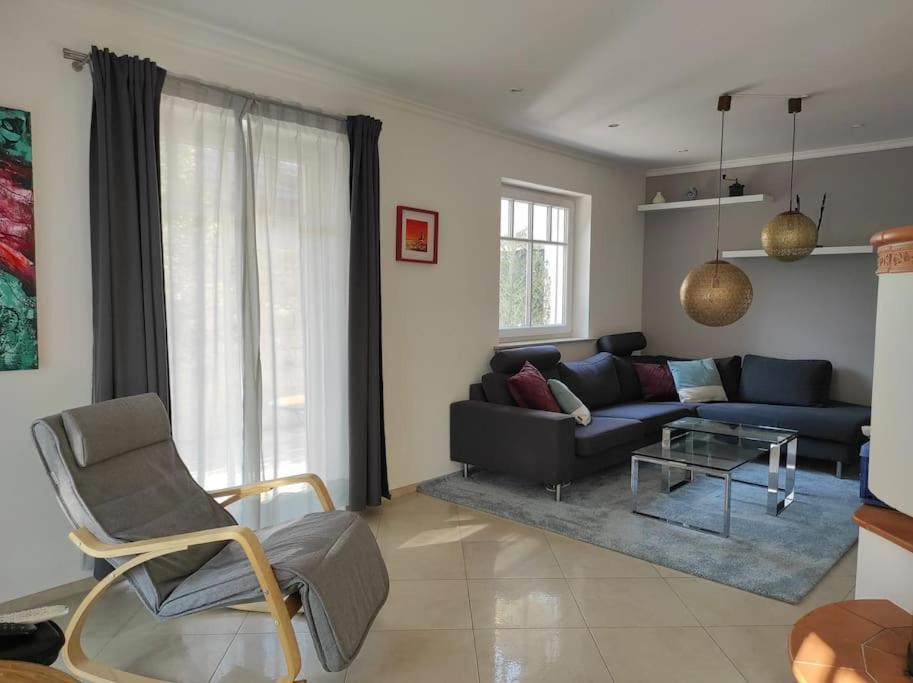 Villa Phantastisches Haus Mit Pool Direkt In